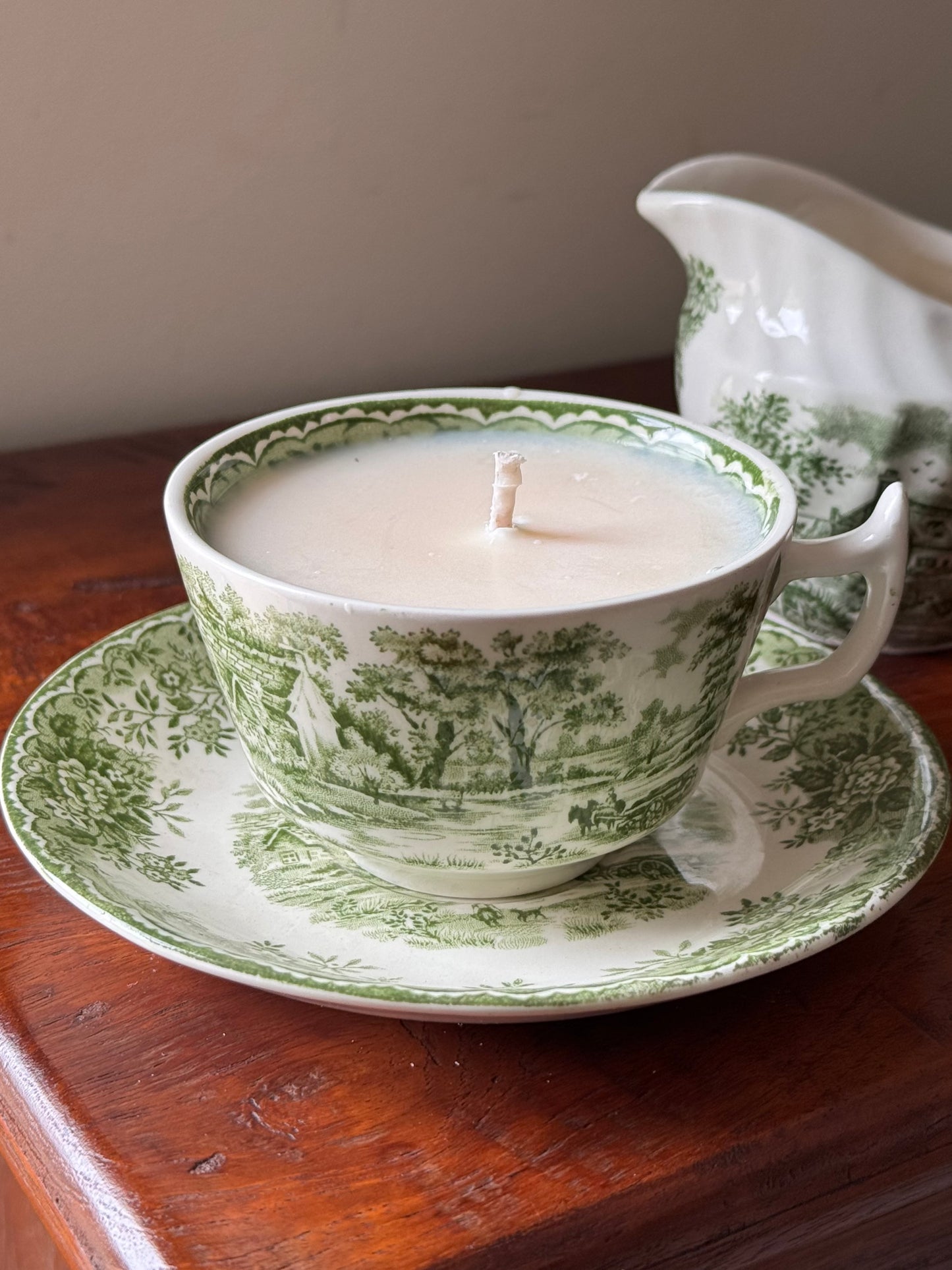 Antique Set Candles #002