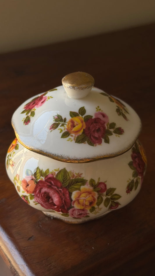 Cottage Rose Fine Bone China Sugar Pot