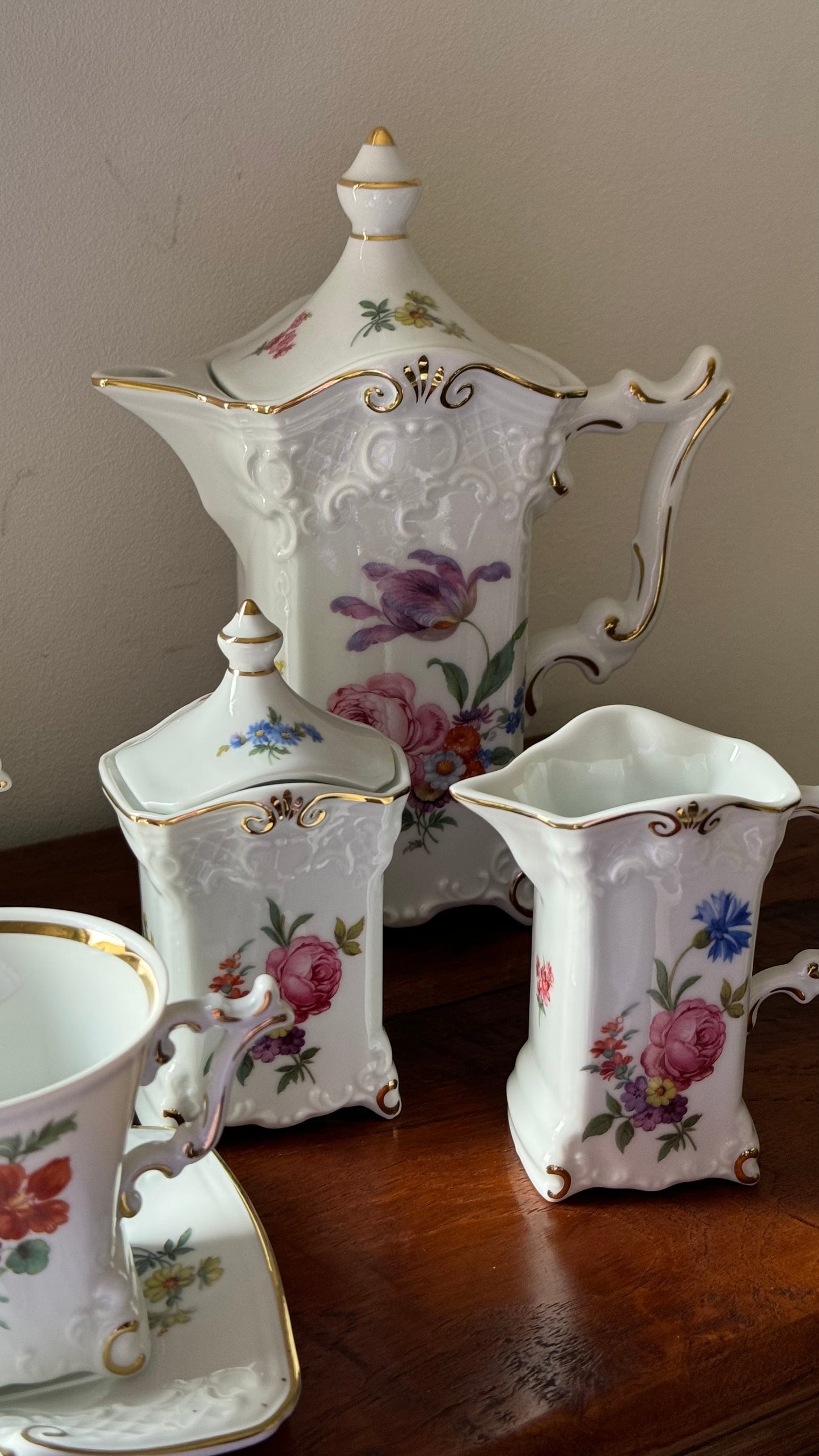 Antique Tea Set (5pcs)