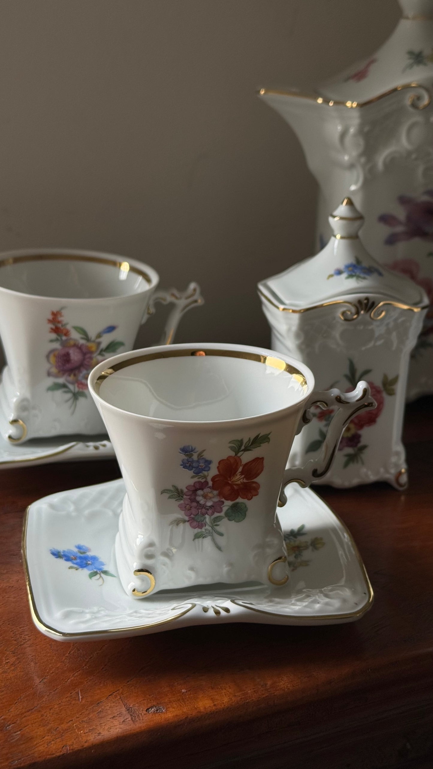 Antique Tea Set (5pcs)