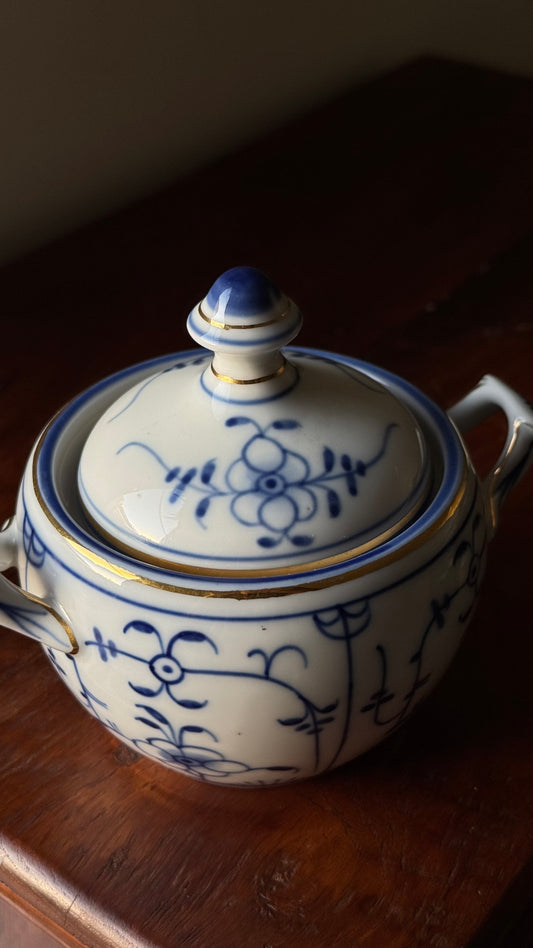 Antique Sugar Pot Candle #ACS059