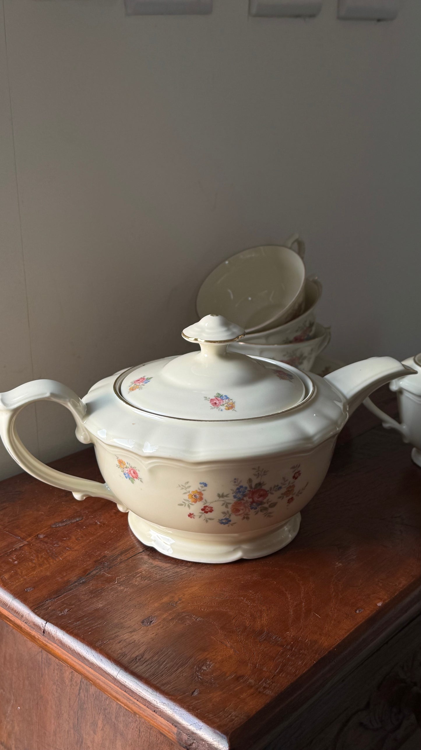 Vintage Kahl’s Porcelain Set