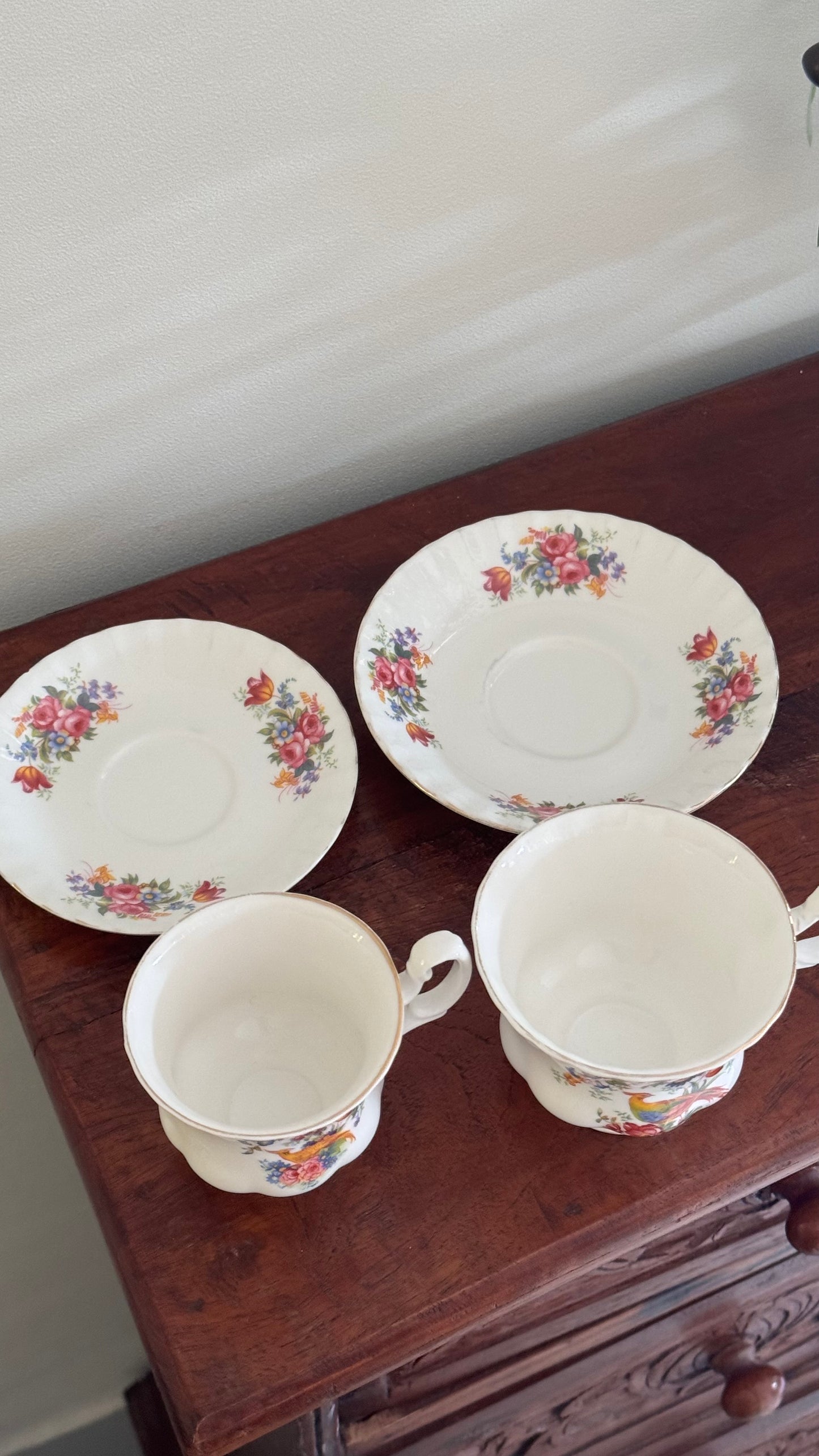 Royal Albert Connoisseur Tea Cup and Saucer | 2 pcs