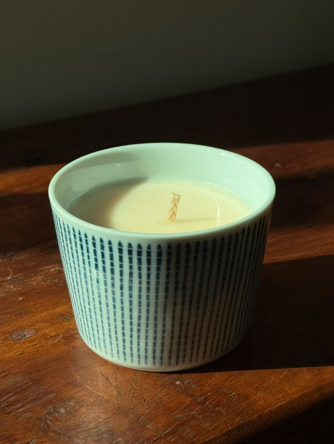 Small lined jar (Short)