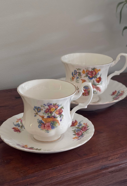 Royal Albert Connoisseur Tea Cup and Saucer | 2 pcs