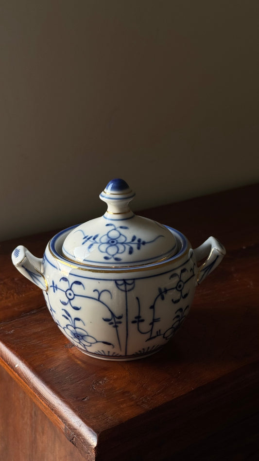Antique Sugar Pot Candle #ACS059