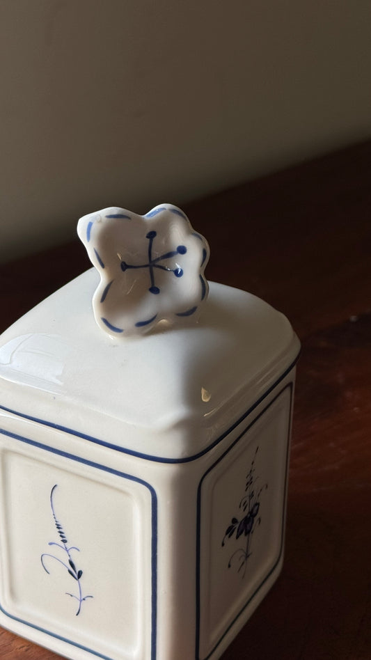 Antique Sugar Pot Candle #ACS065