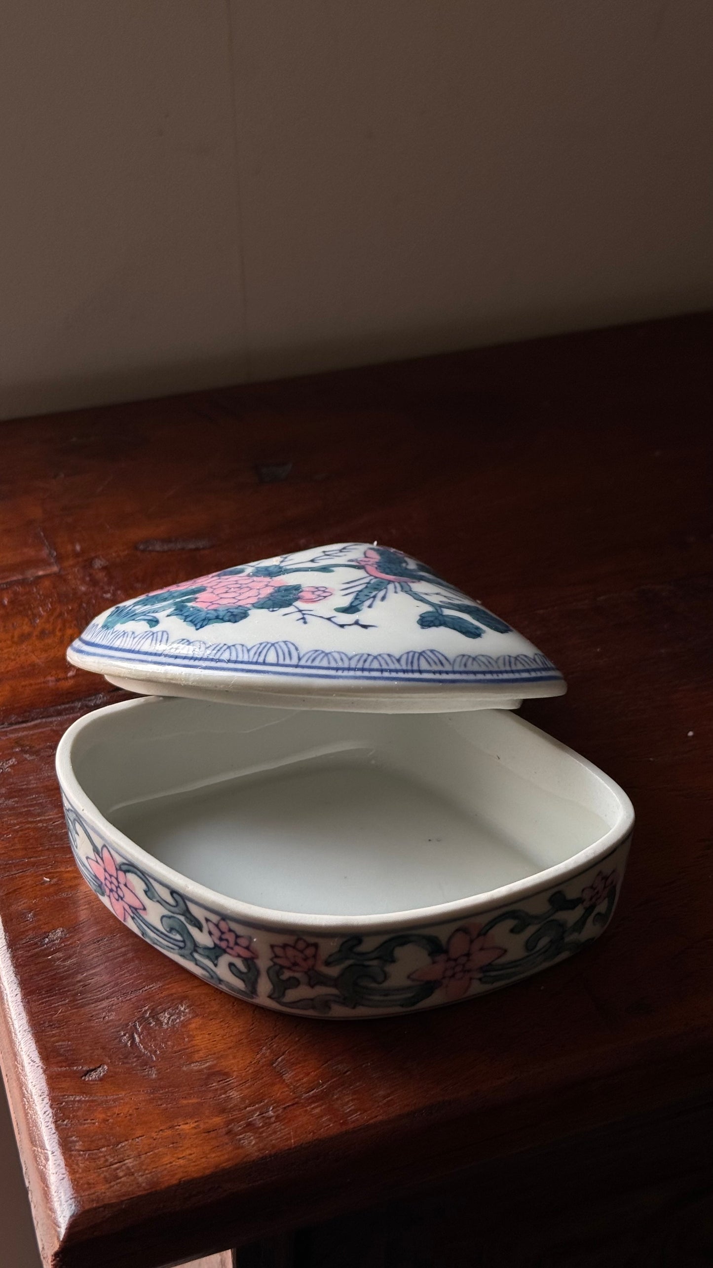 Vintage Chinese Triangle Trinket Box